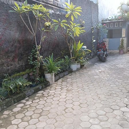 Ayu Homestay Kuta  Bagian luar foto